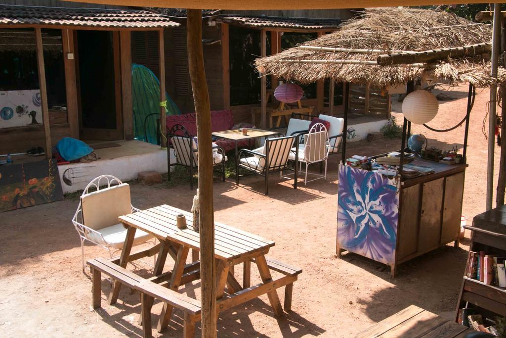 Wonderland Hostel Anjuna Eksteriør billede