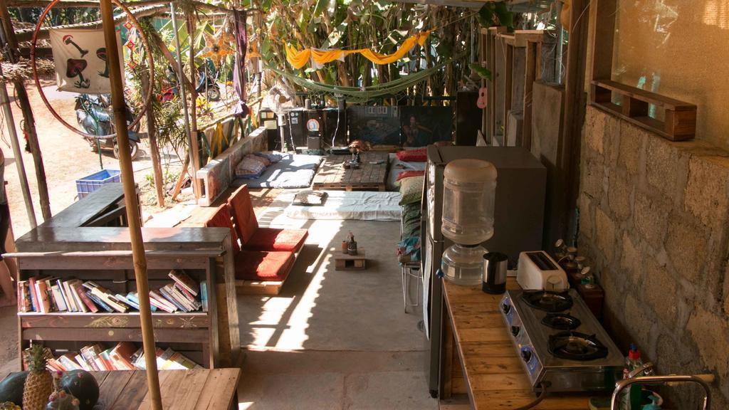 Wonderland Hostel Anjuna Eksteriør billede