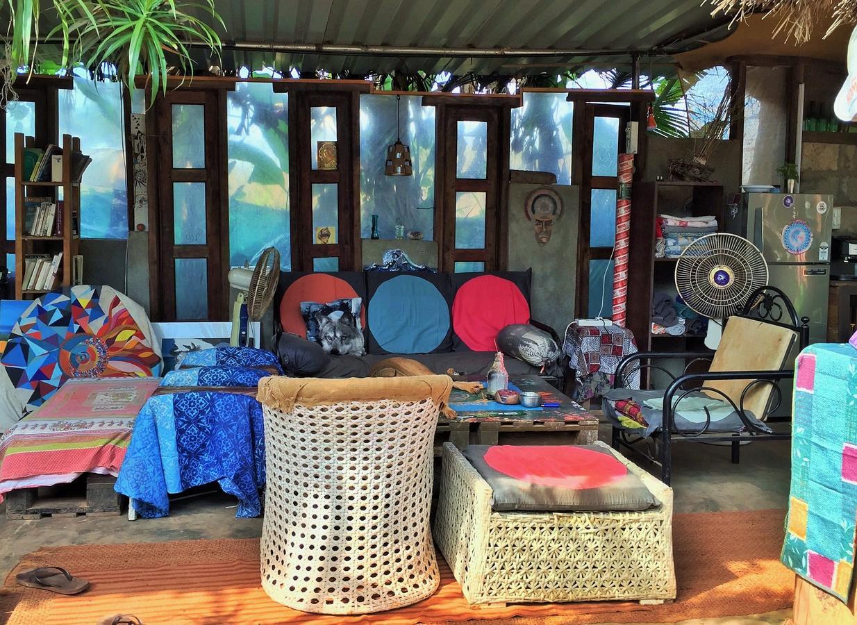 Wonderland Hostel Anjuna Eksteriør billede