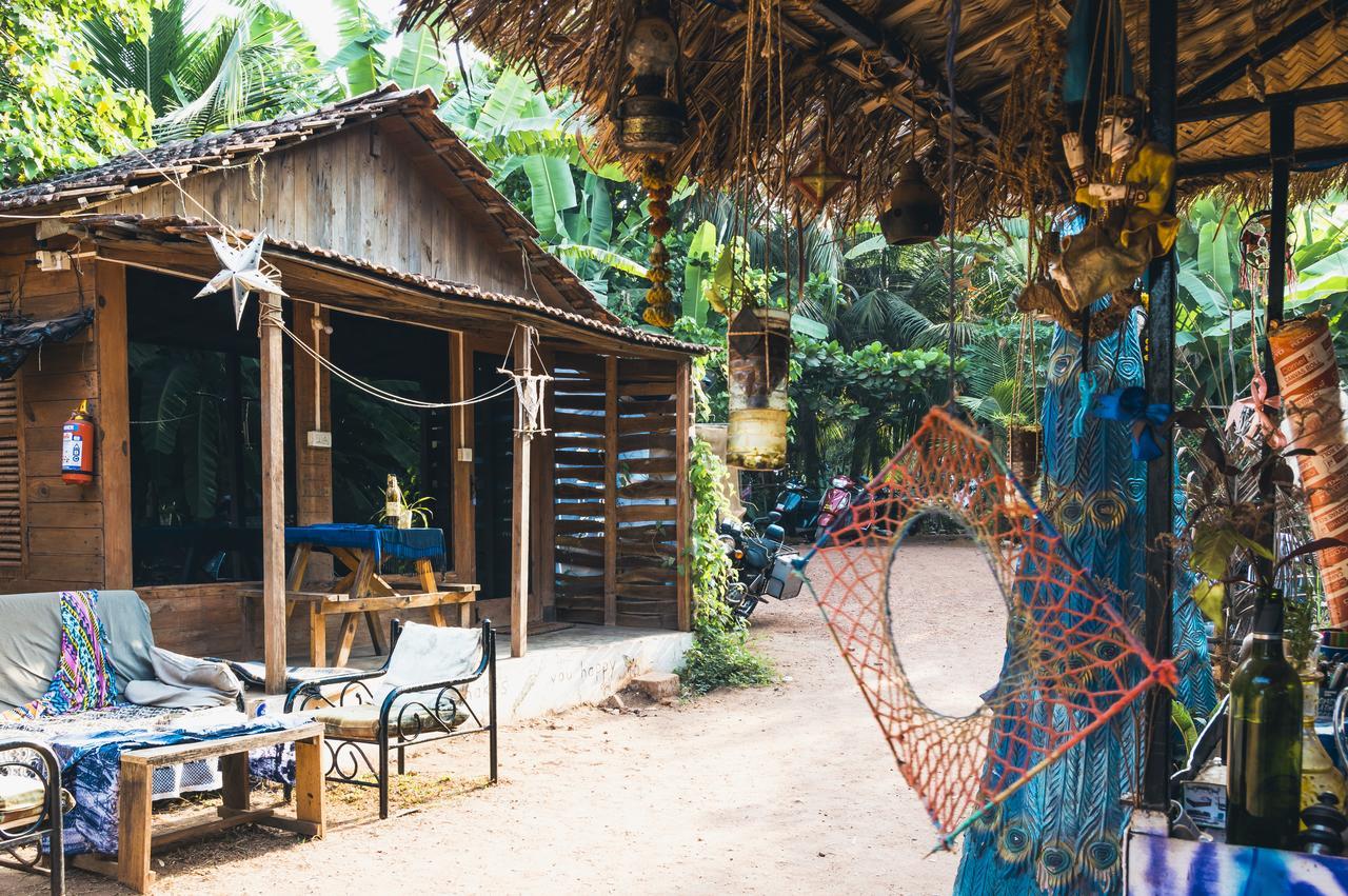Wonderland Hostel Anjuna Eksteriør billede