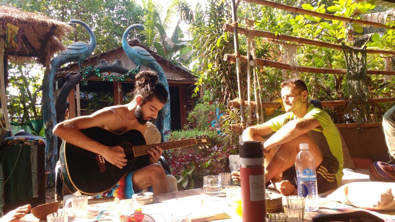 Wonderland Hostel Anjuna Eksteriør billede